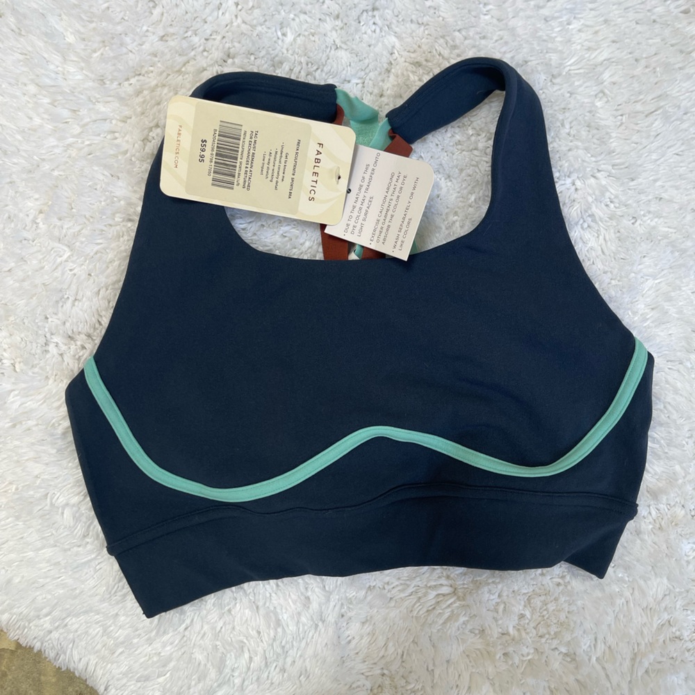 Sculptknit sports bra